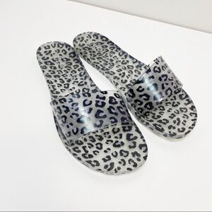 Beach by Matisse Sol Jelly Slide Sandals Leopard Cheetah Print Clear Grey 10